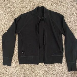 Women's black small lululemon jacket